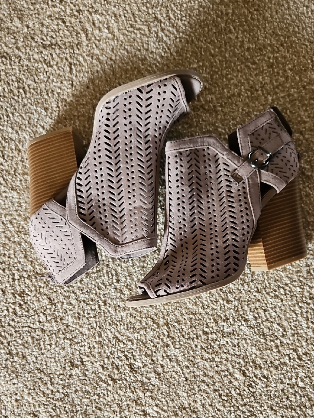 Cupid Size 8.5 Taupe Perforated Peep-Toe Block Heel Sandals